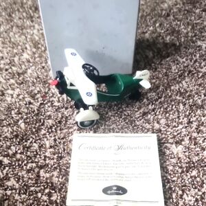 Hallmark Green and White Toy Plane